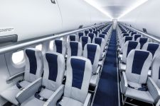 Пассажирский салон SuperJet 100