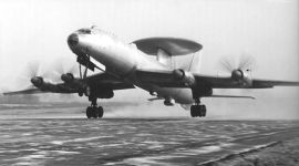 Самолёт дальнего радиолокационного обнаружения (ДРЛО) Ту-126