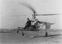 Первые испытания Vought-Sikorsky VS-300 14 сентября 1939 г