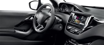 Салон Peugeot 208 (2012 г)