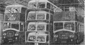 Leyland Titan PD3 хранение съемного верха в гараже в летние месяцы