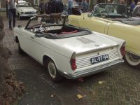 BMW-700 Cabriolet
