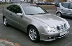 Mercedes-Benz w203