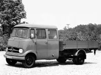 Mercedes-Benz O319