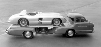 Mercedes-Benz Renntransporter