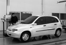 Предсерийная&nbsp;модель автомобиля Kalina&nbsp;ВАЗ-1119 на стенде оцифровки