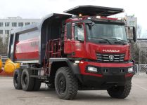 Карьерный самосвал КамАЗ-4555