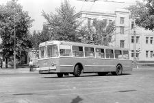 Троллейбус ЗиУ-5