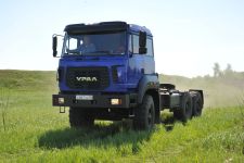 Седельный тягач Урал-М