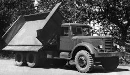 Грузовик&nbsp;ЯАЗ-218