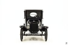 Ford Model T Center Door Sedan -&nbsp;1921 г