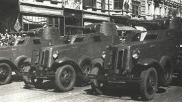 Средние бронеавтомобили БА-10 на Крещатике в Киеве 1 мая 1939 г