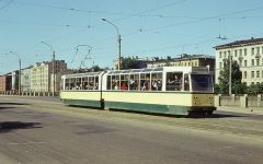 Трамвай ЛВС-66